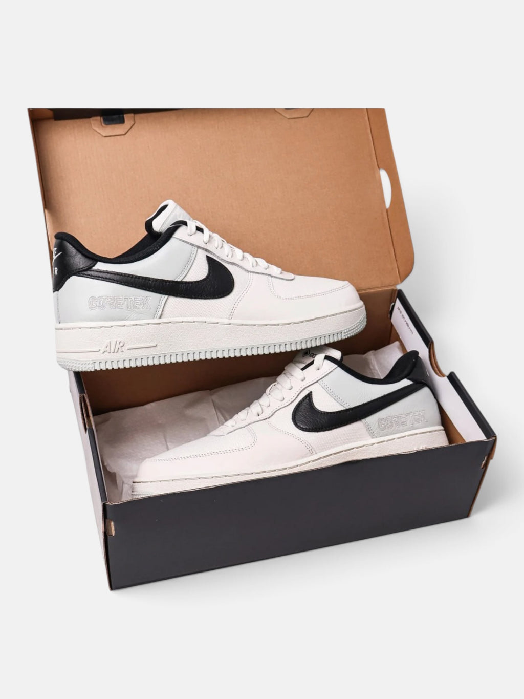 Чоловічі кросівки Nike Air Force 1 GTX White / Black CK2630-004