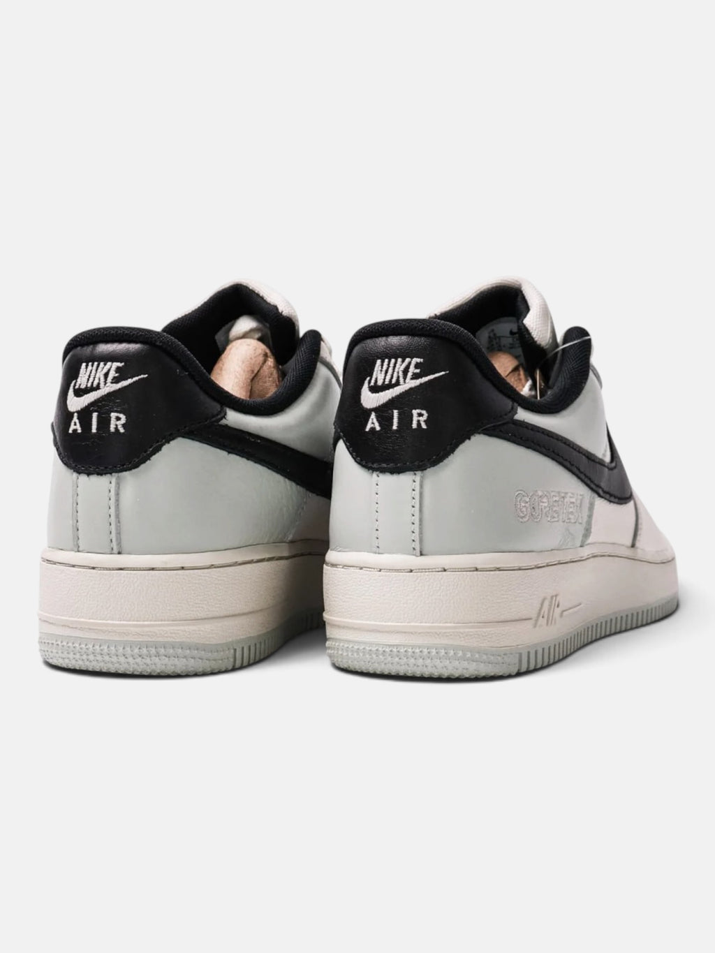 Чоловічі кросівки Nike Air Force 1 GTX White / Black CK2630-004
