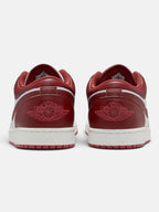 Чоловічі кросівки Air Jordan 1 Low SE Red / White FJ3459-160