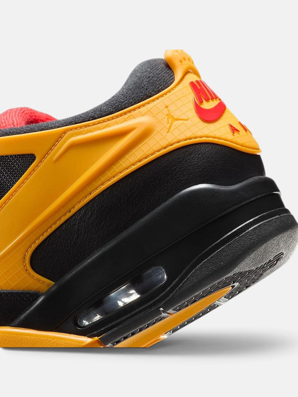 Чоловічі кросівки Air Jordan 4 RM Orange / Black FQ7939-007