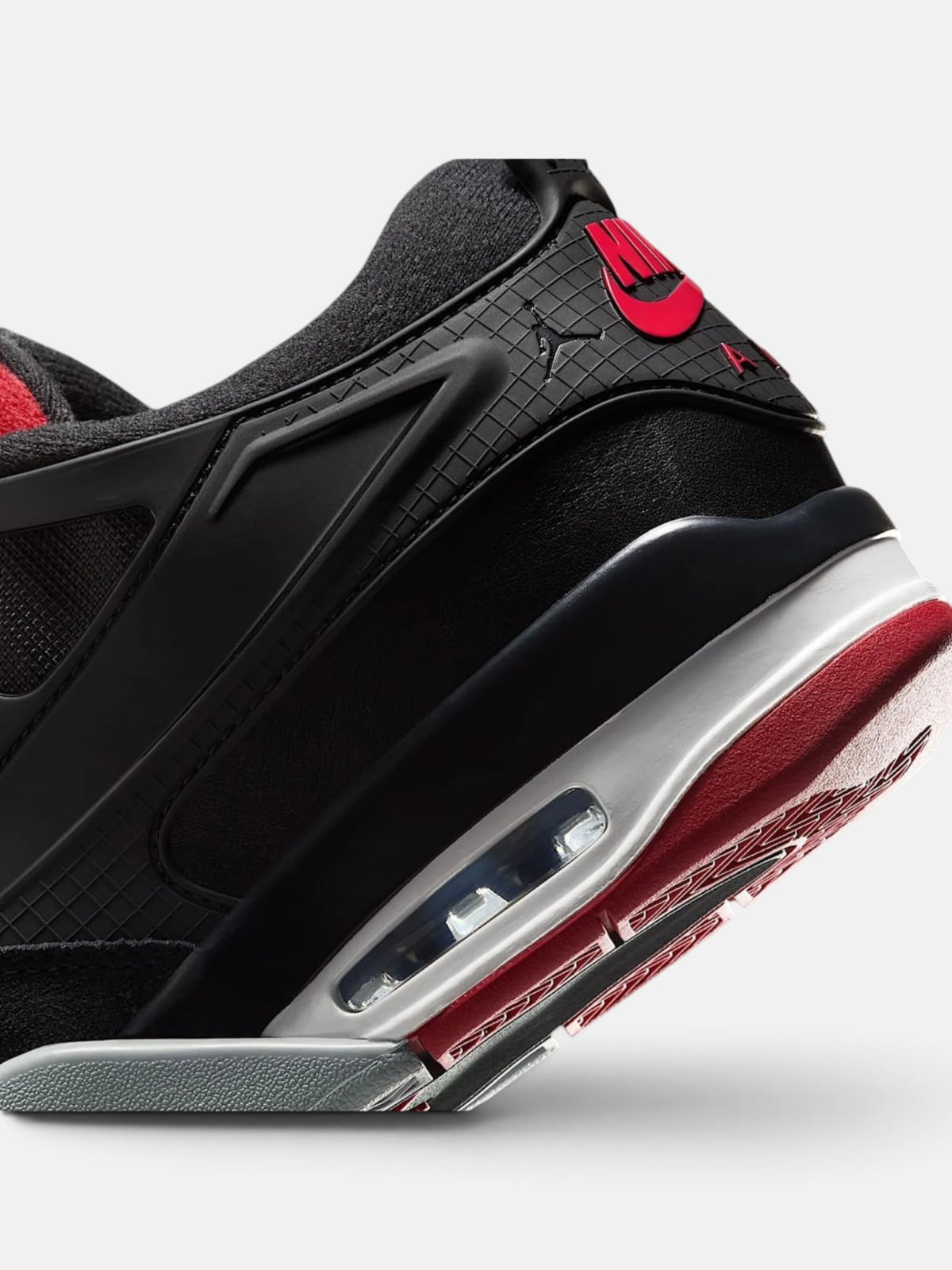 Чоловічі кросівки Air Jordan 4 RM Black / Red FQ7939-061