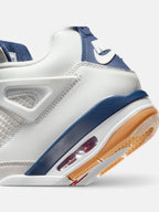 Чоловічі кросівки Air Jordan 4 Retro SB White / Navy DR5415-100