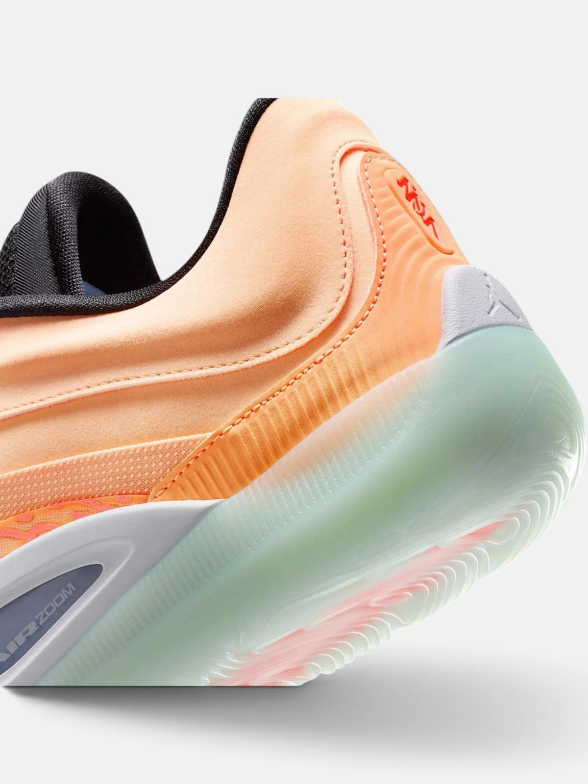 Чоловічі кросівки Air Jordan Zion 4 Peach FB1802-800