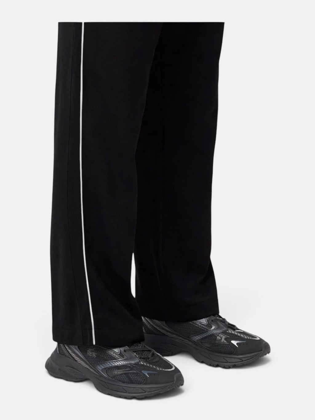 Чоловічі кросівки Lacoste Neo Shot Black 749SMA0006.02H