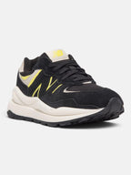 Жіночі кросівки New Balance 574 Black / Yellow W5740HL1