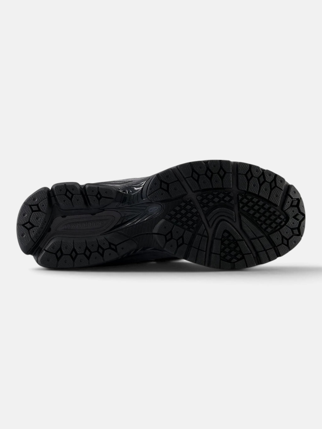 Чоловічі кросівки New Balance 2002R Black / Grey M2002RBL