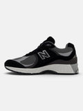 Чоловічі кросівки New Balance 2002R Black / Grey U2002RC
