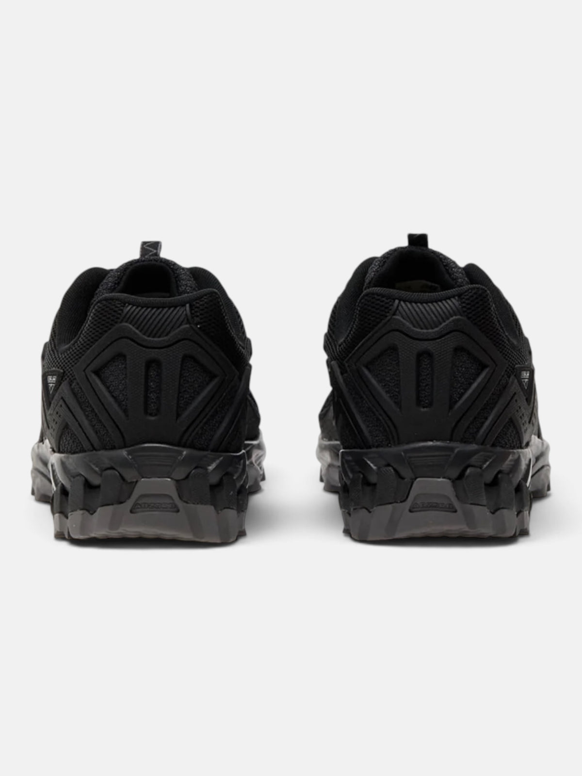 Чоловічі кросівки New Balance 610 Black ML610DE