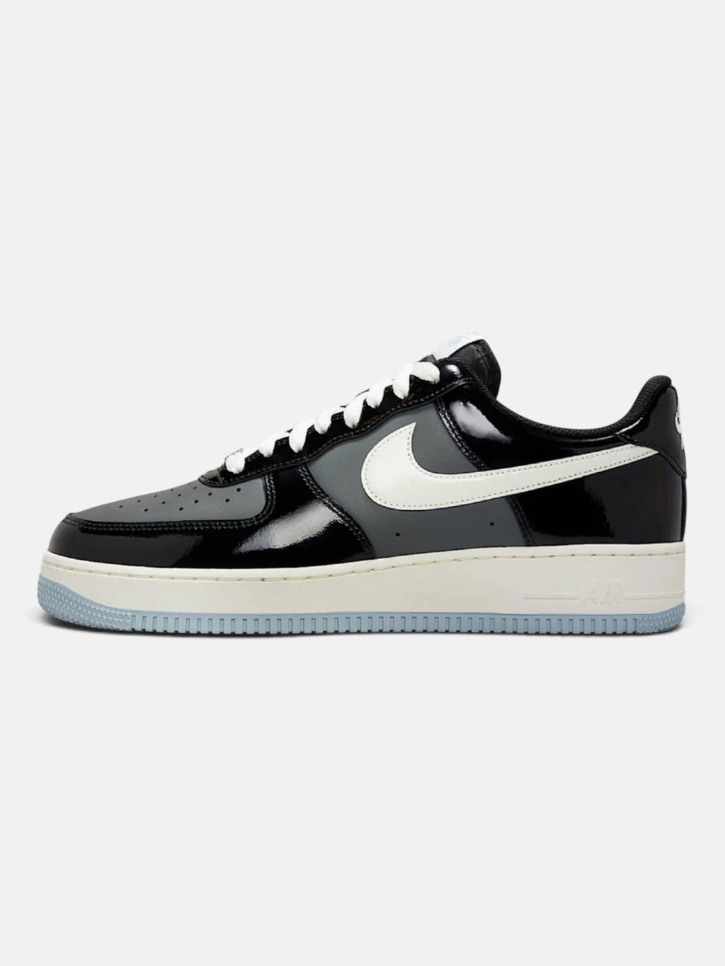 Чоловічі кросівки Nike Air Force 1 ’07 Grey / Black IB7676-001