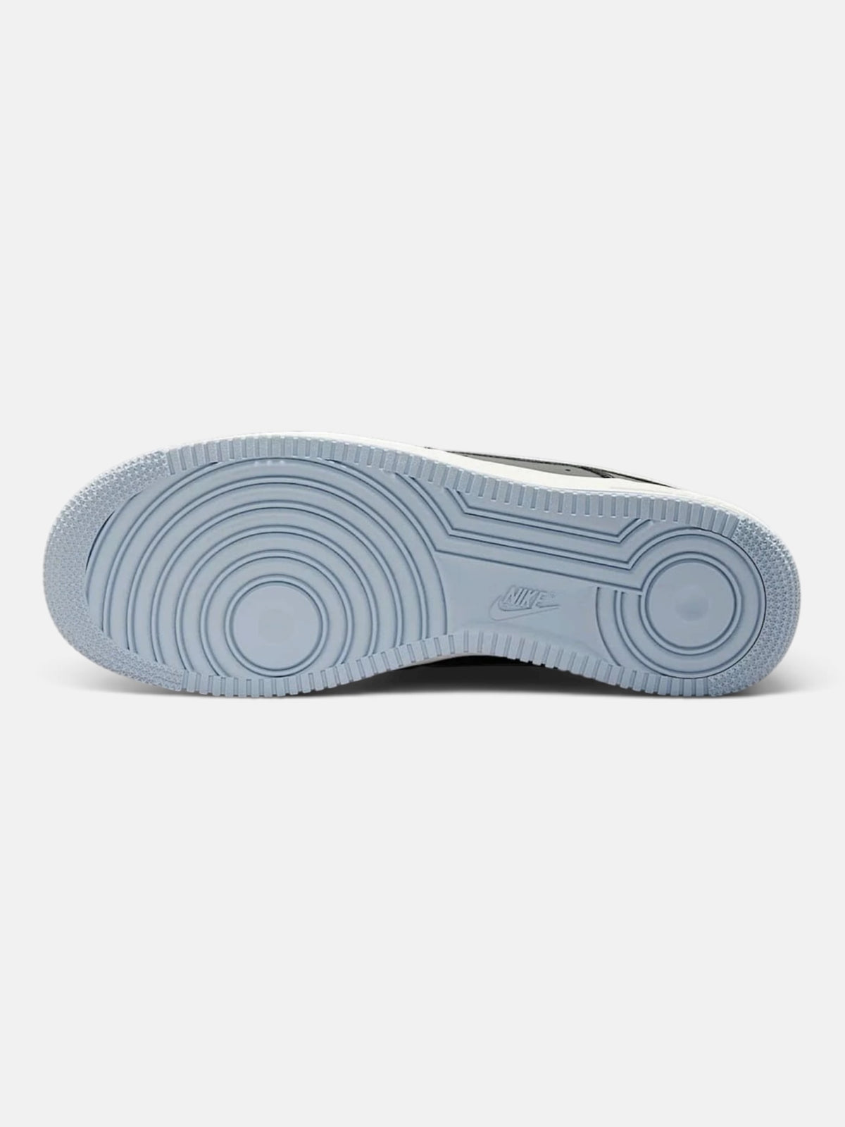 Чоловічі кросівки Nike Air Force 1 ’07 Grey / Black IB7676-001