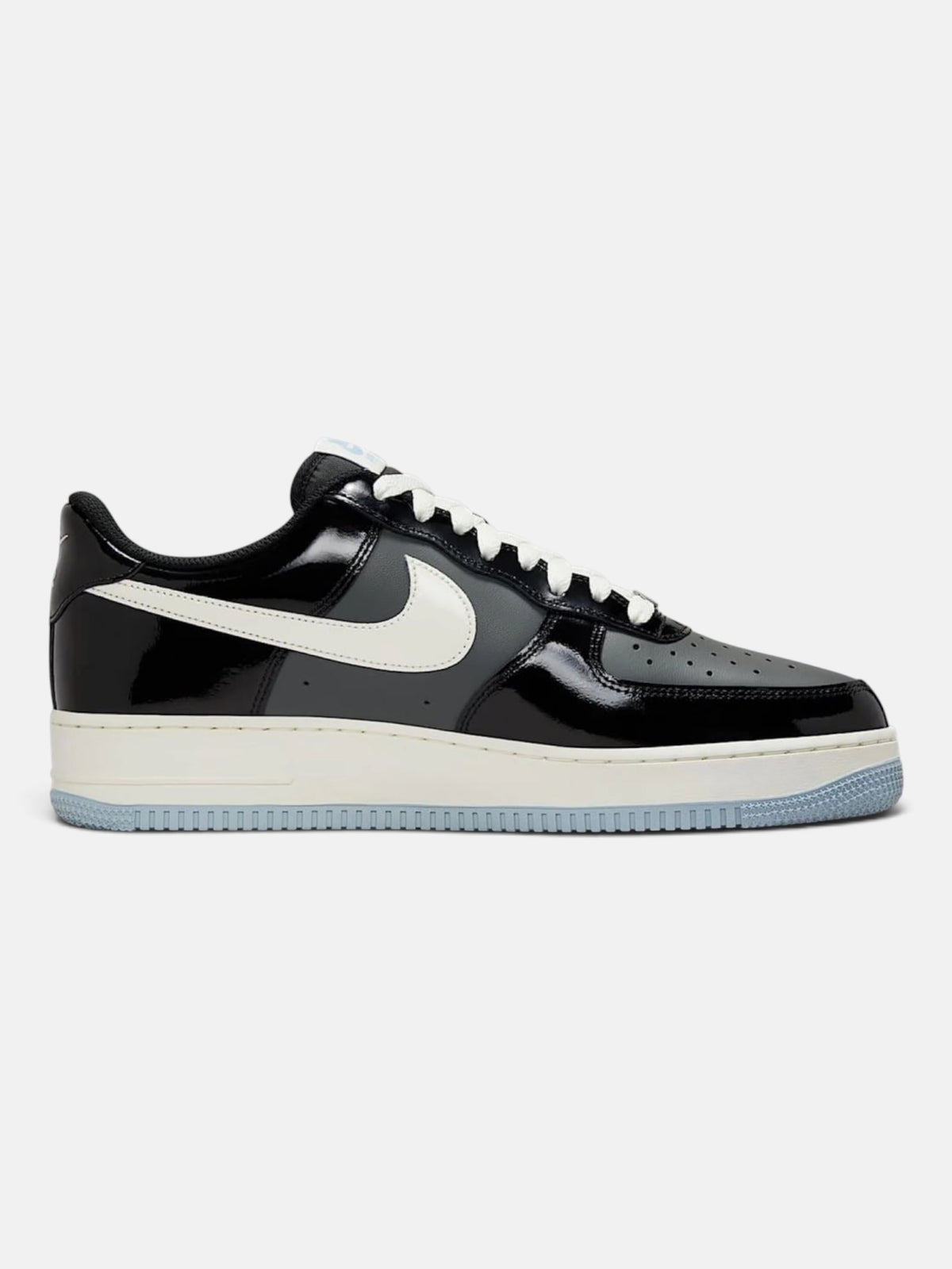 Чоловічі кросівки Nike Air Force 1 ’07 Grey / Black IB7676-001