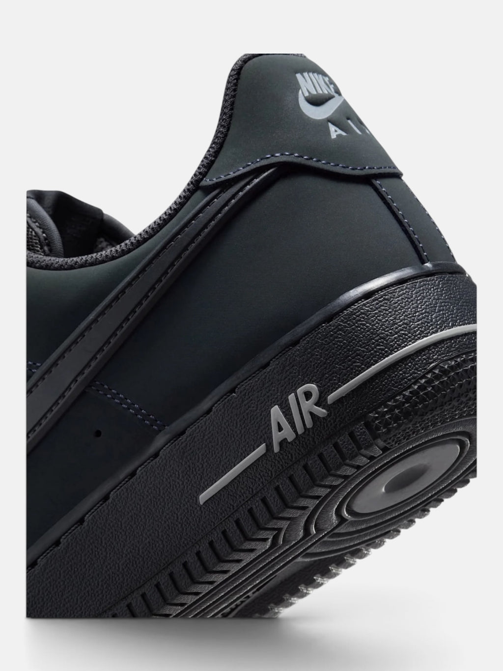 Чоловічі кросівки Nike Air Force 1 ’07 Grey / Black HV6223-002