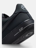 Чоловічі кросівки Nike Air Force 1 ’07 Grey / Black HV6223-002
