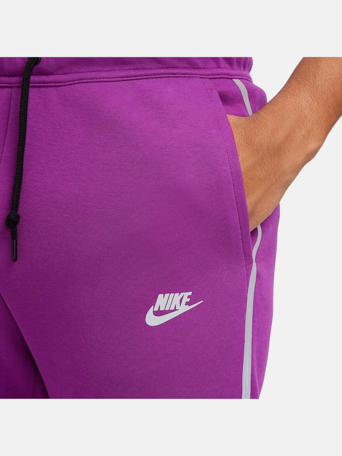 Чоловічі штани Nike Sportswear Tech Fleece Violet FZ0762-505