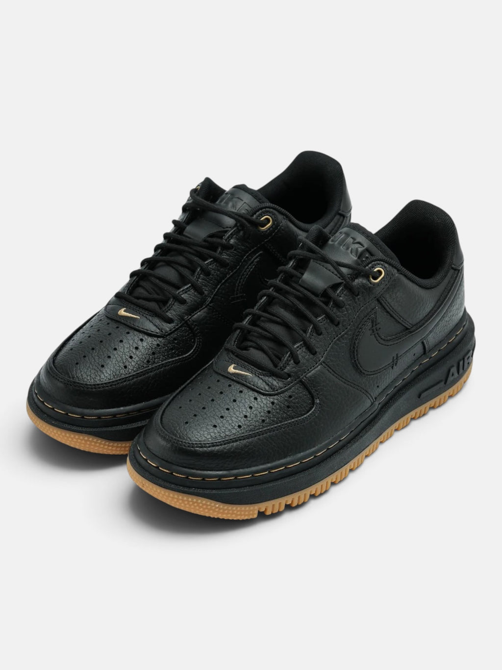 Чоловічі кросівки Nike Air Force 1 Luxe Black / Gum DB4109-001