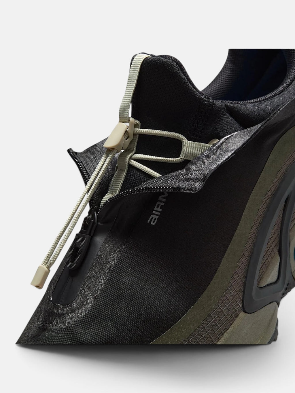 Чоловічі кросівки Nike Air Max Dn Black / Olive HQ8605-002