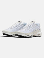 Чоловічі кросівки Nike Air Max Plus White / Light Blue FN7813-001