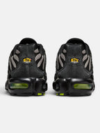 Чоловічі кросівки Nike Air Max Plus Utility Grey / Black / Volt FD0670-003