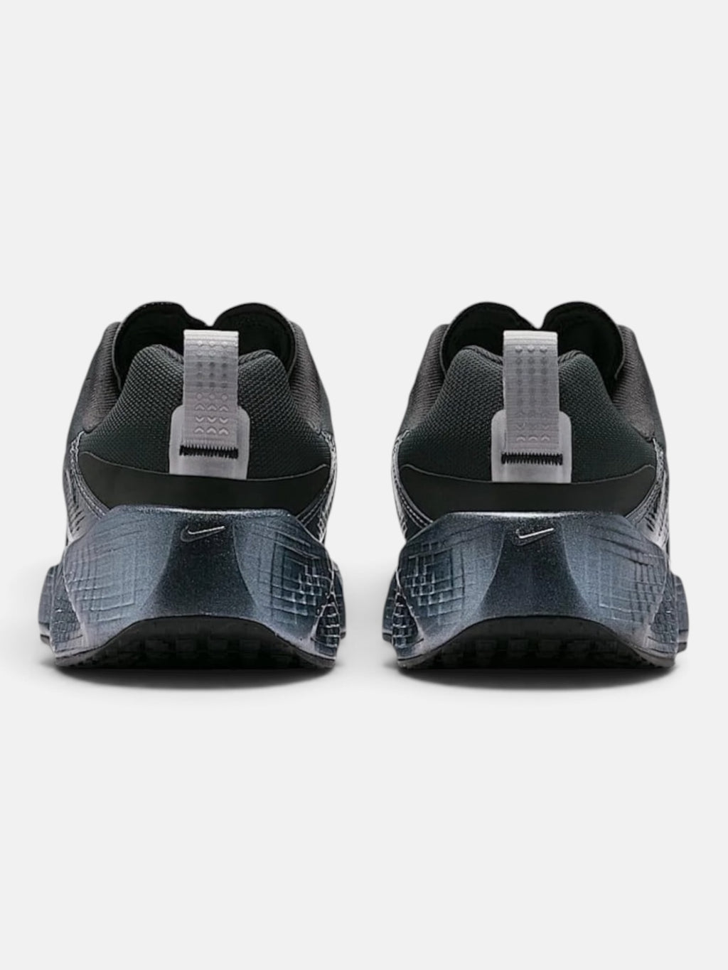Жіночі кросівки Nike Ava Rover Black / Metallic HV9220-001