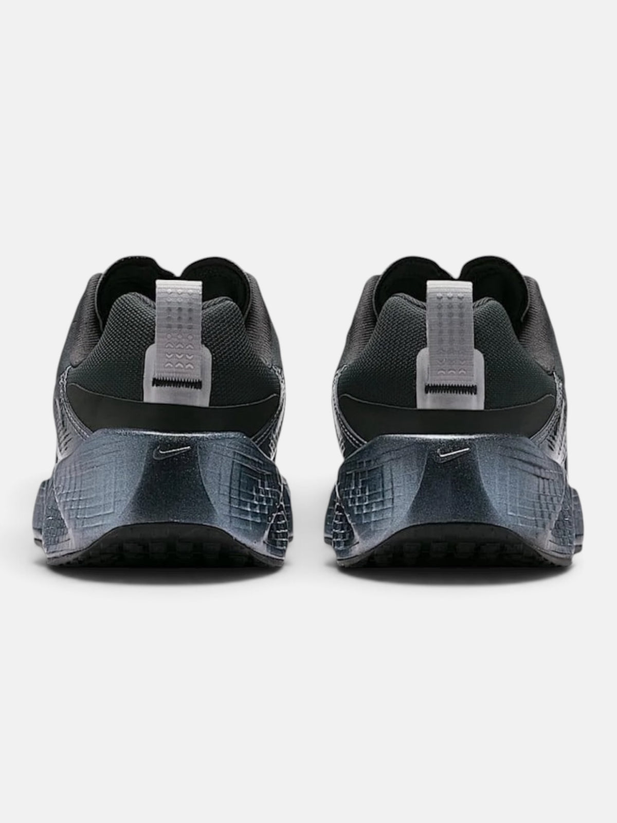 Жіночі кросівки Nike Ava Rover Black / Metallic HV9220-001
