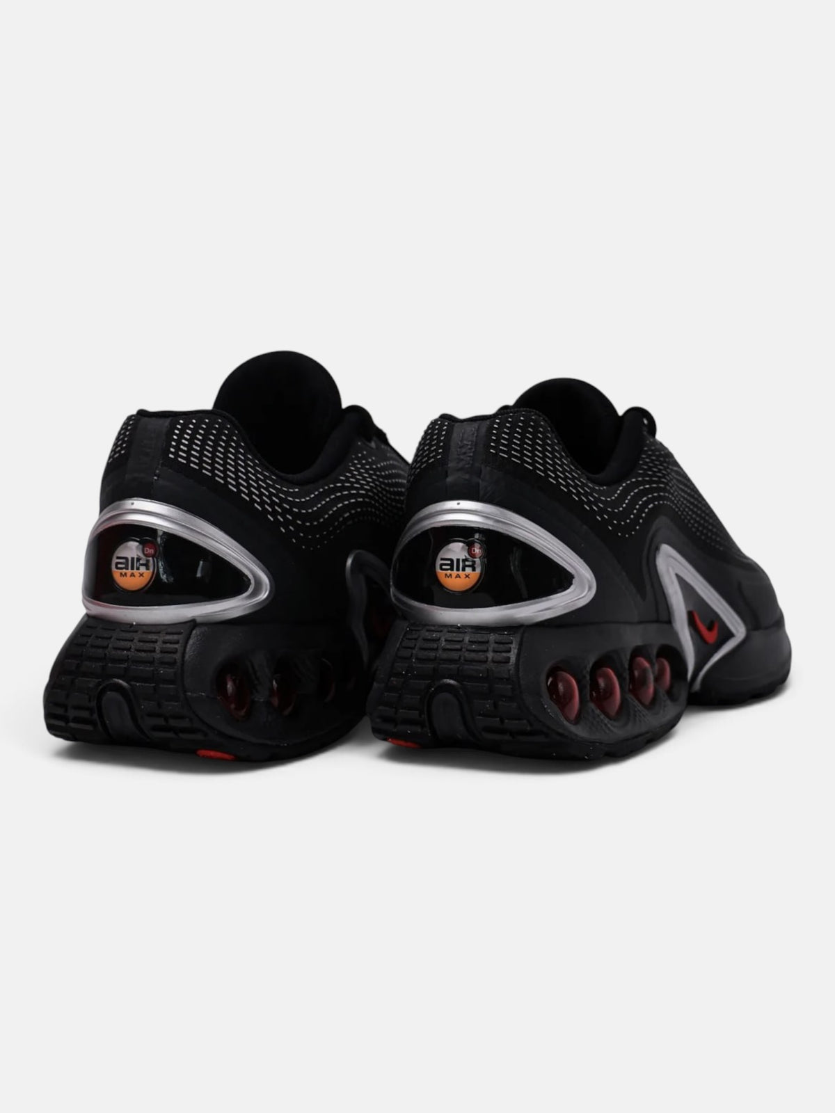 Чоловічі кросівки Nike Air Max Dn Black / Red DV3337-016