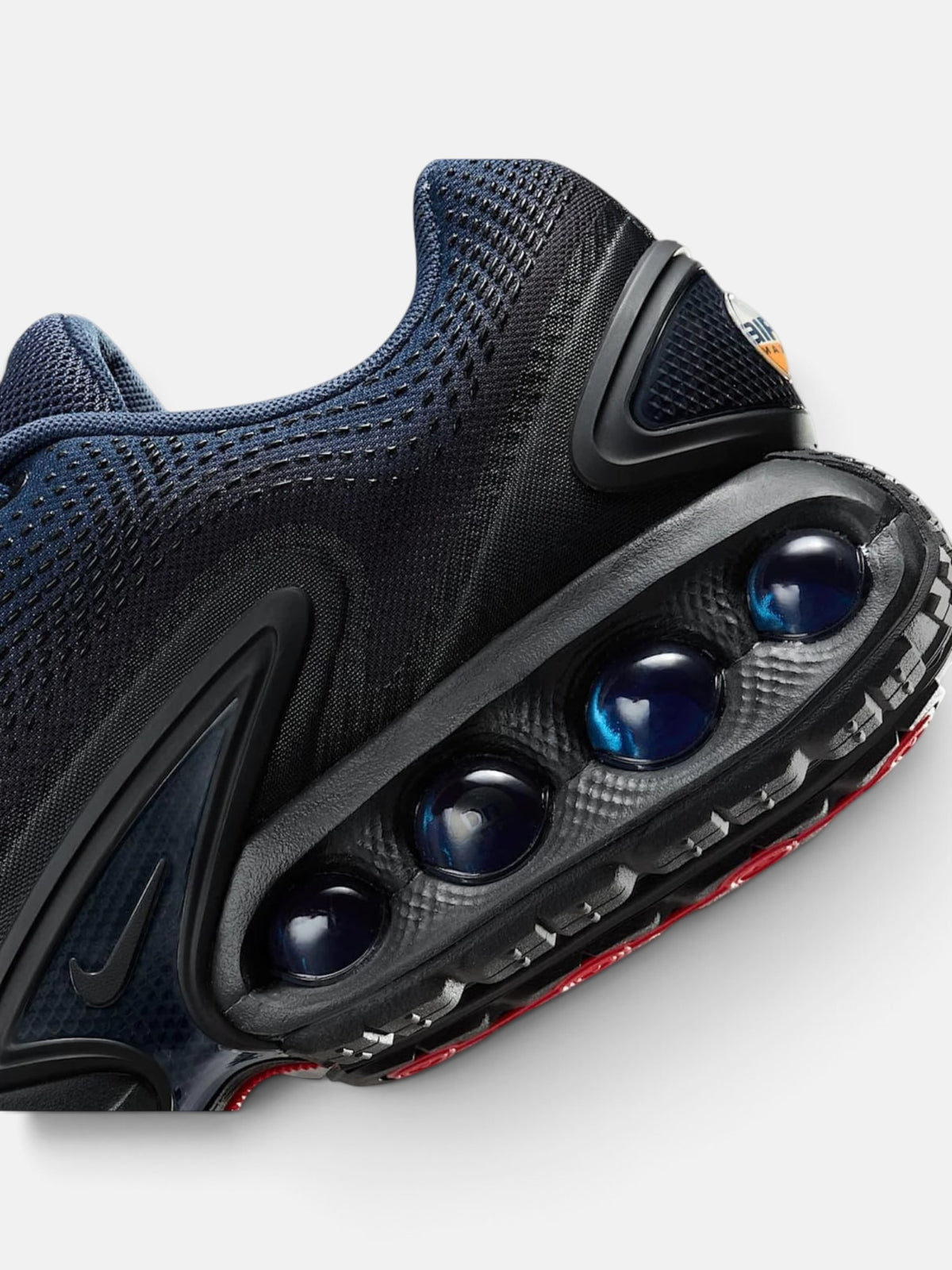 Чоловічі кросівки Nike Air Max Dn Blue / Black II7633-400