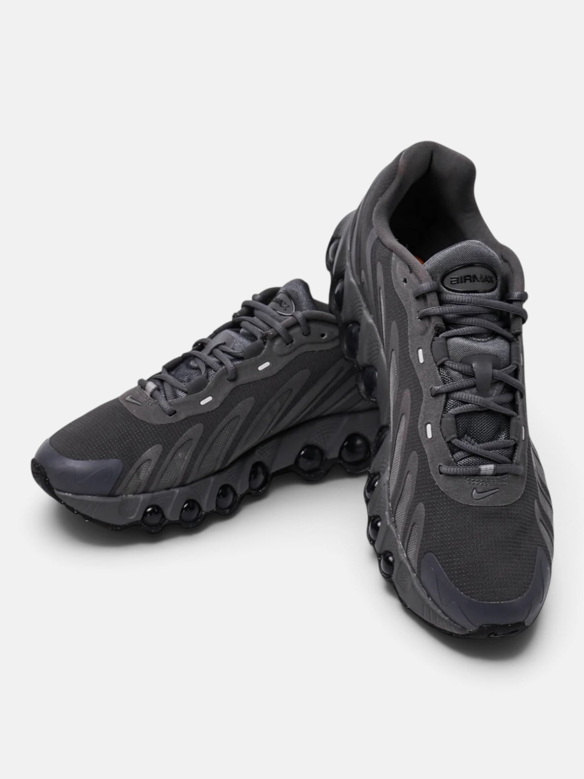 Чоловічі кросівки Nike Air Max Dn8 Black / Anthracite FQ7860-004