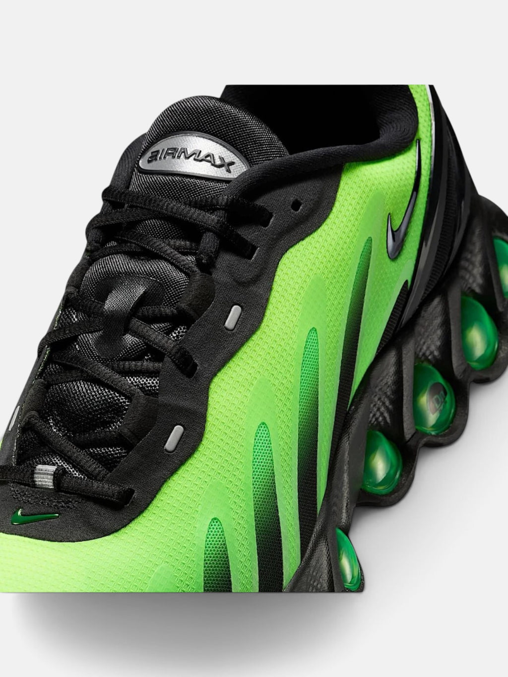 Чоловічі кросівки Nike Air Max Dn8 Black / Green HQ4681-010