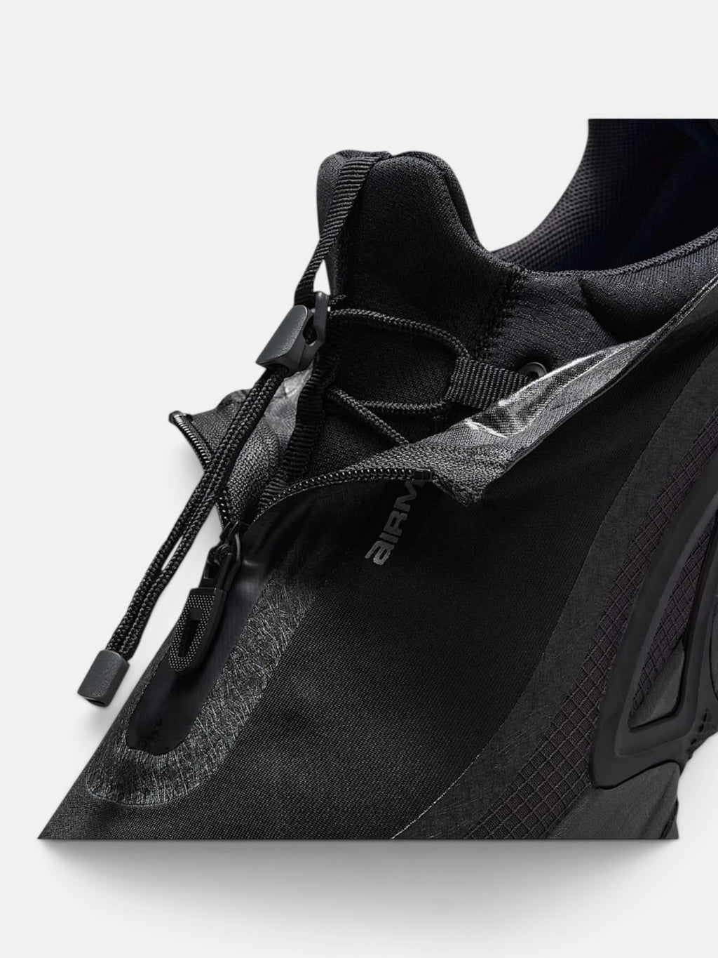 Чоловічі кросівки Nike Air Max Dn Roam Black HQ8605-001
