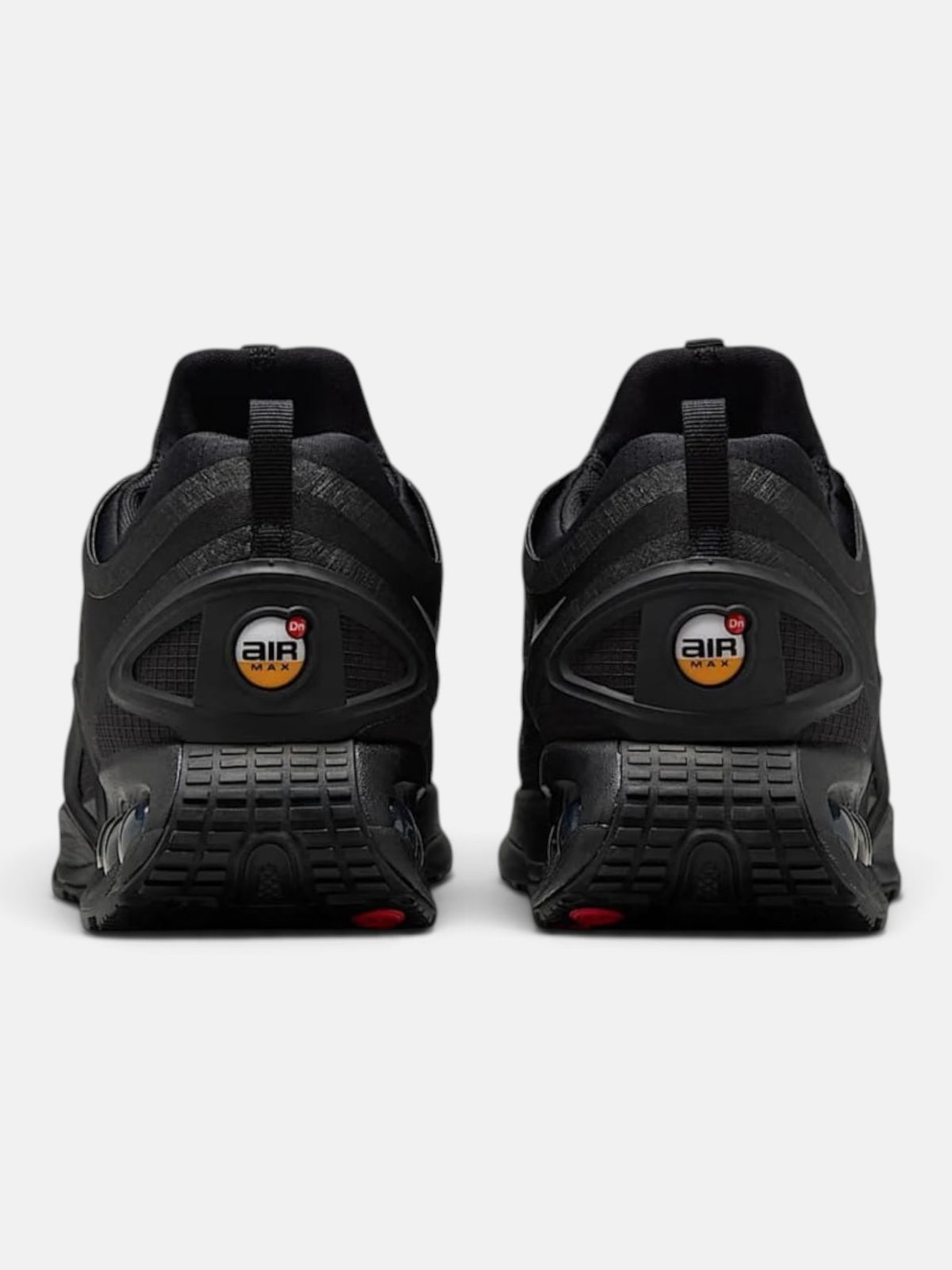 Чоловічі кросівки Nike Air Max Dn Roam Black HQ8605-001