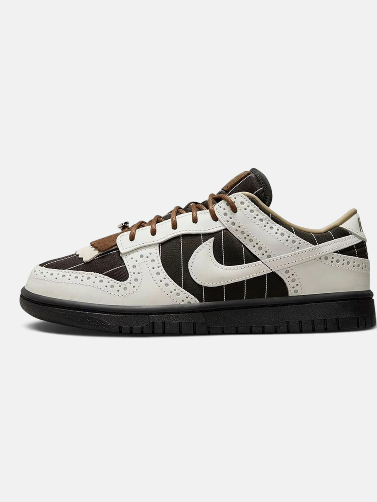 Унісекс кросівки Nike Dunk Low LX Black / White / Brown FV3642-010