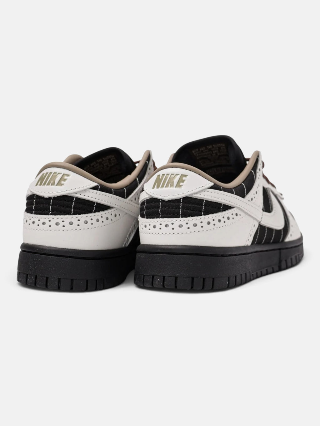 Унісекс кросівки Nike Dunk Low LX Black / White / Brown FV3642-010