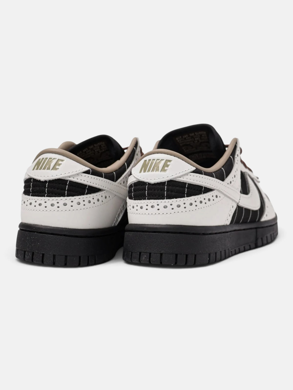 Унісекс кросівки Nike Dunk Low LX Black / White / Brown FV3642-010