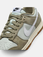 Чоловічі кросівки Nike Dunk Low Retro SE Grey / White IB6399-002