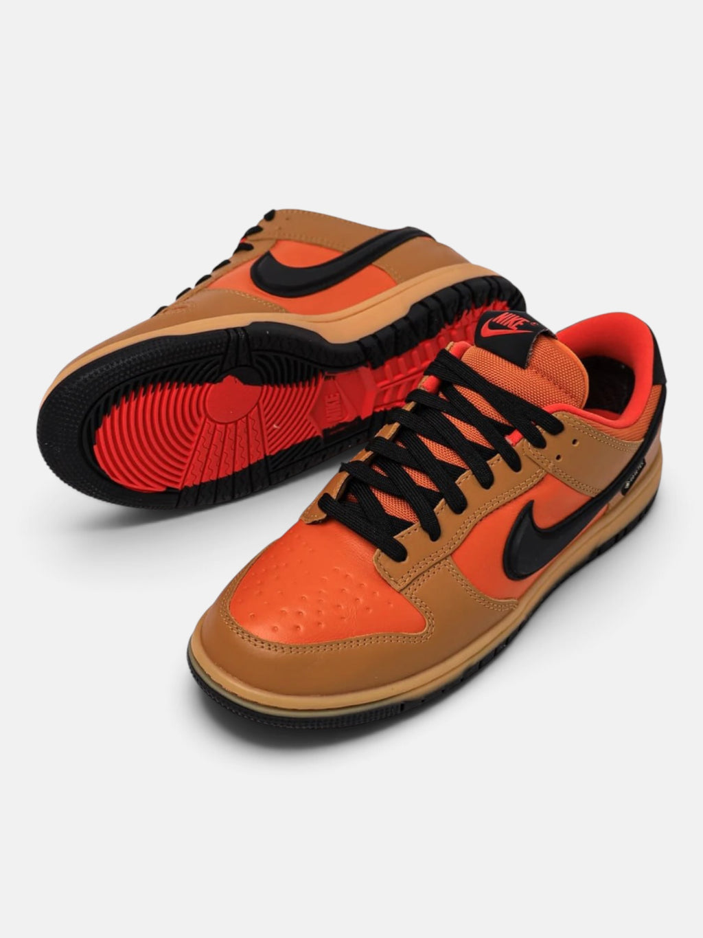Чоловічі кросівки Nike Dunk Low Gore-Tex Brown / Orange HQ2053-700