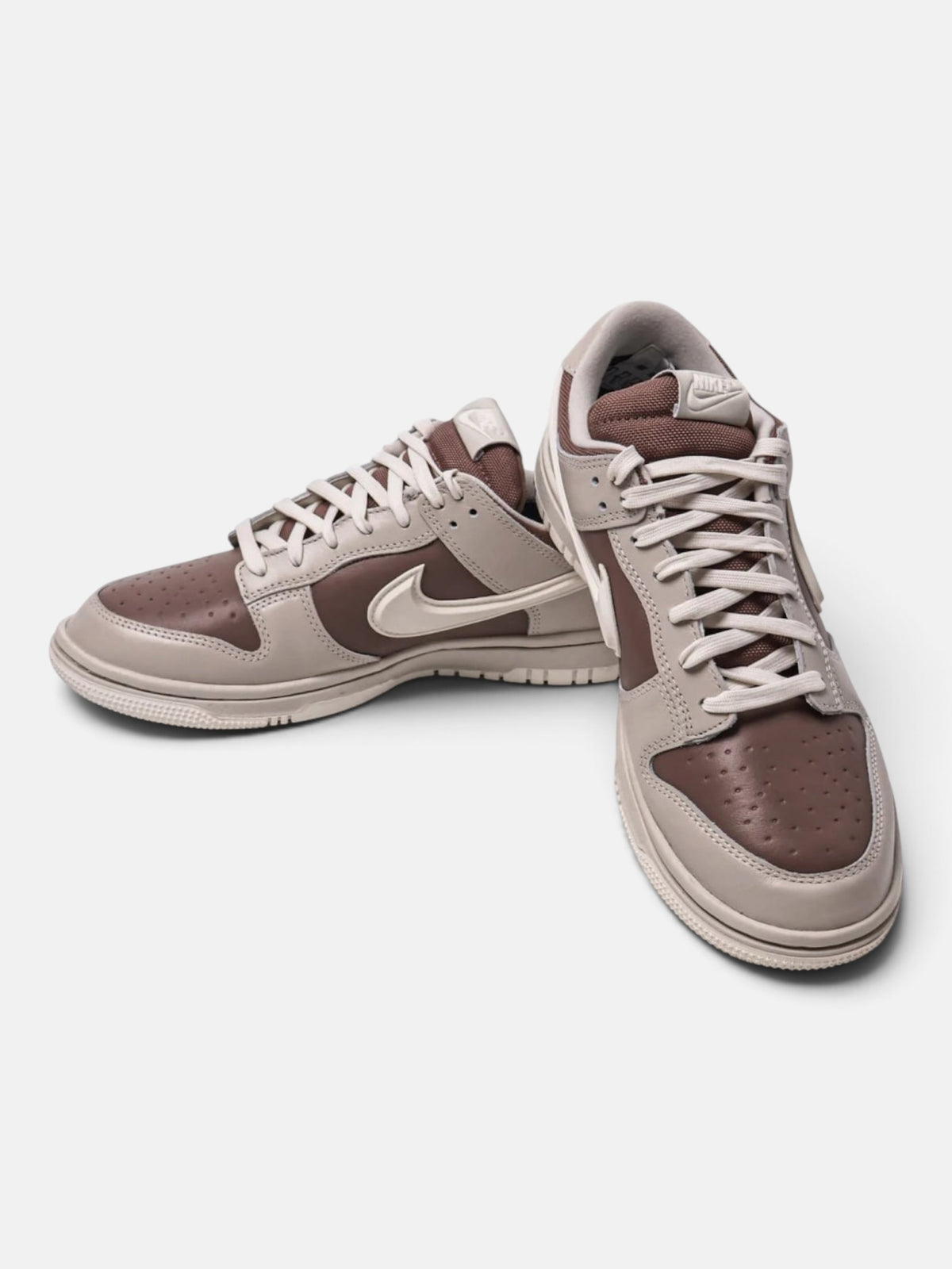 Чоловічі кросівки Nike Dunk Low GORE-TEX Beige / Brown HQ2053-002