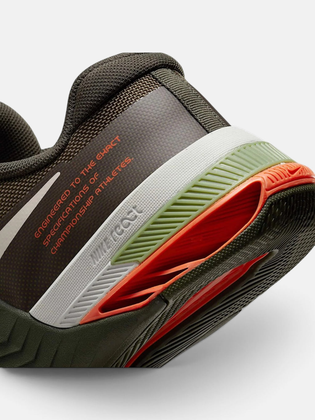 Чоловічі кросівки Nike Metcon 8 Olive DO9328-301