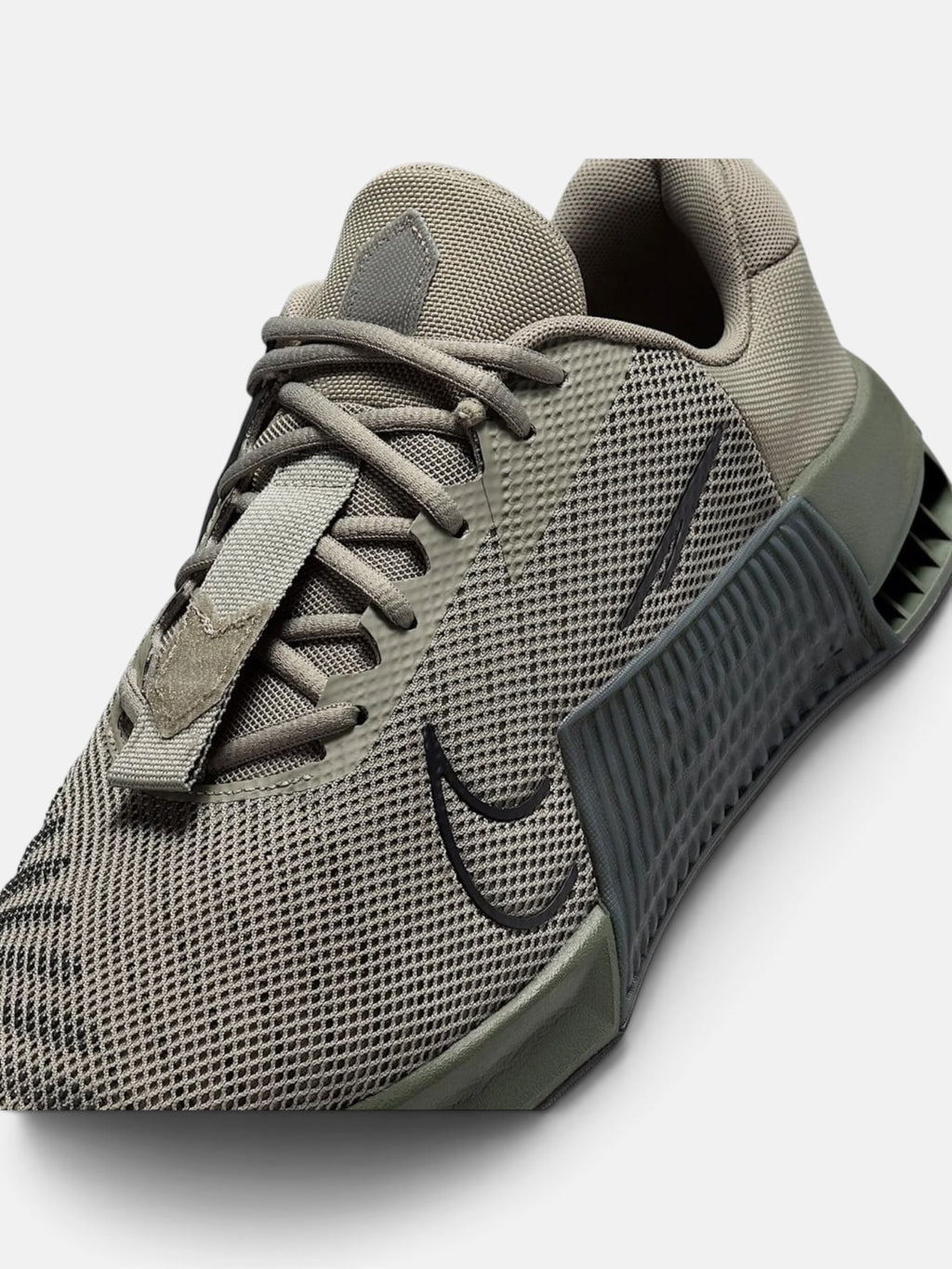 Чоловічі кросівки Nike Metcon 9 Olive DZ2617-301