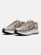 Чоловічі кросівки Nike P-6000 Beige / Metallic HQ3030-200