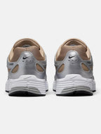 Чоловічі кросівки Nike P-6000 Beige / Metallic HQ3030-200