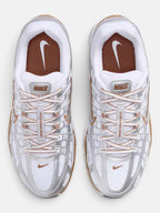 Унісекс кросівки Nike P-6000 White / Metallic BV1021-109
