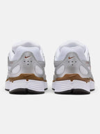 Унісекс кросівки Nike P-6000 White / Metallic BV1021-109