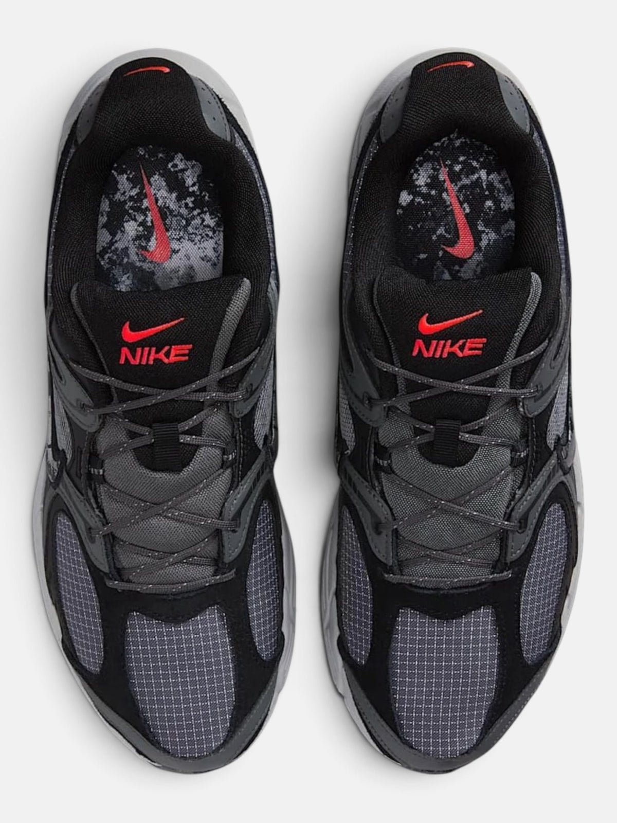 Чоловічі кросівки Nike V5 RNR SE Grey / Black IM6769-068