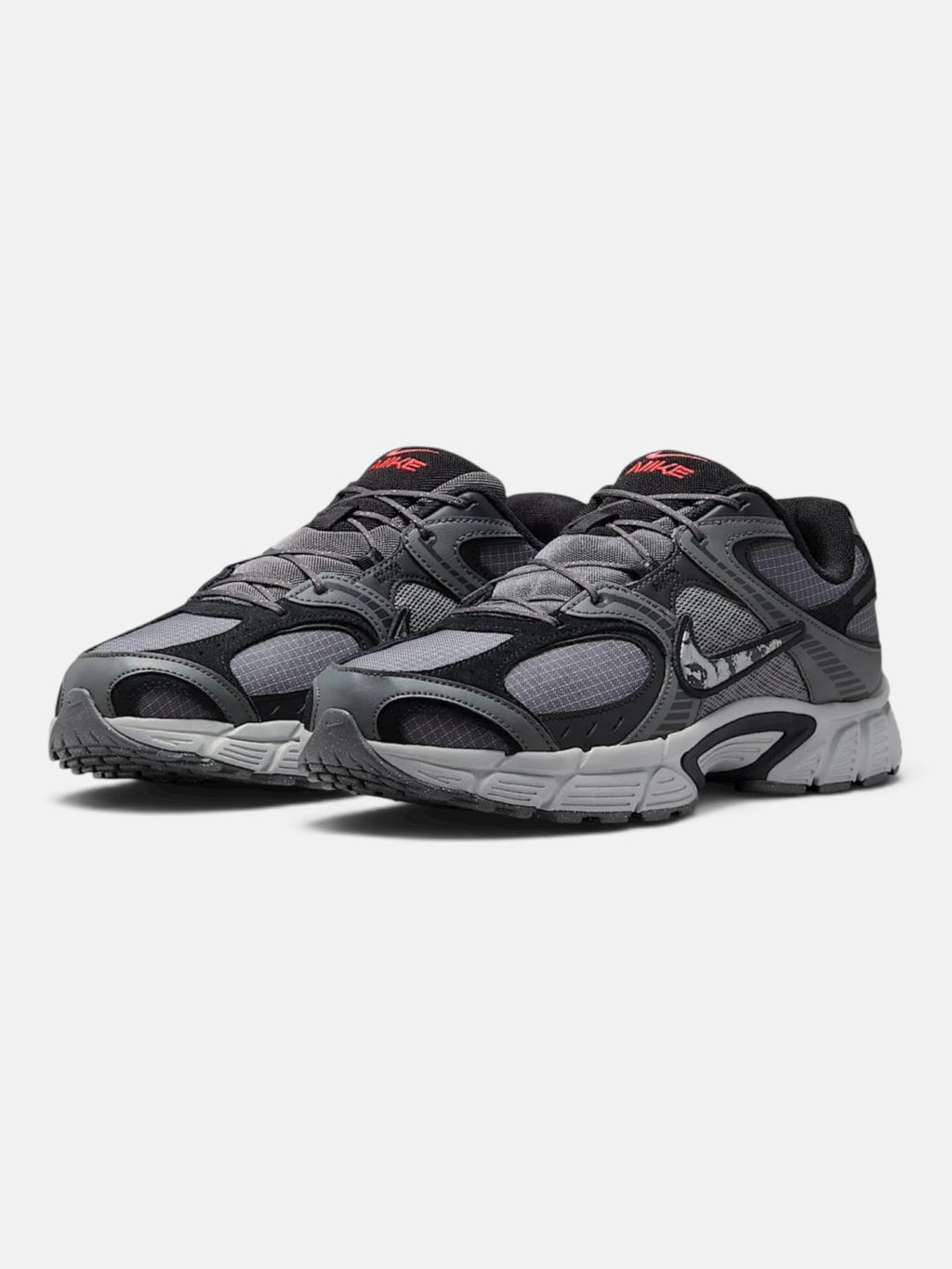 Чоловічі кросівки Nike V5 RNR SE Grey / Black IM6769-068