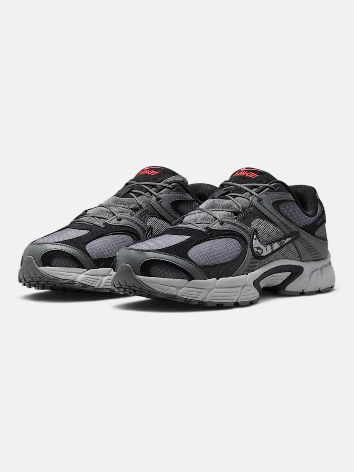 Чоловічі кросівки Nike V5 RNR SE Grey / Black IM6769-068