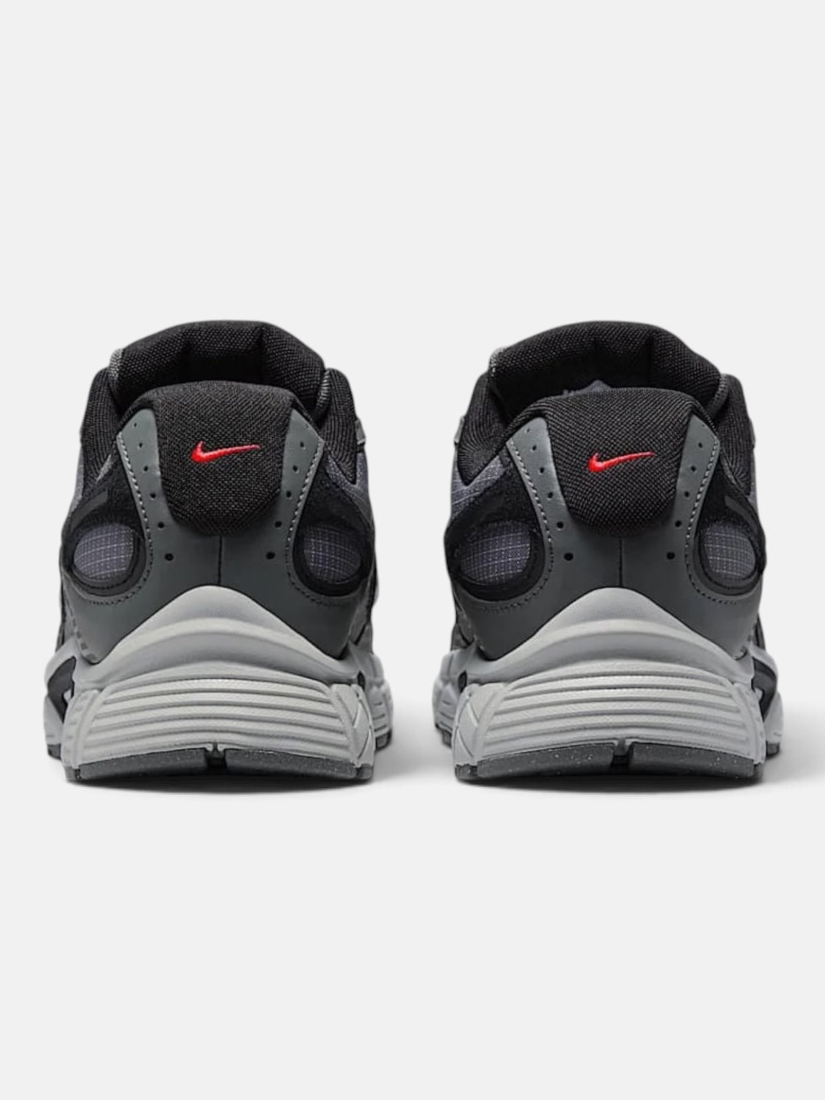 Чоловічі кросівки Nike V5 RNR SE Grey / Black IM6769-068