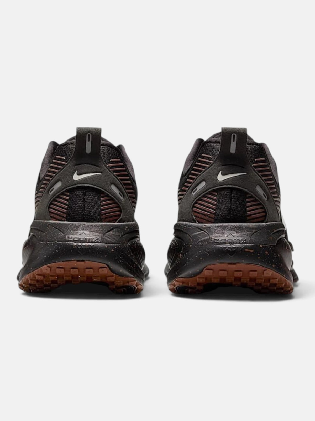 Чоловічі кросівки Nike Vomero 18 Brown / Black IH4454-001
