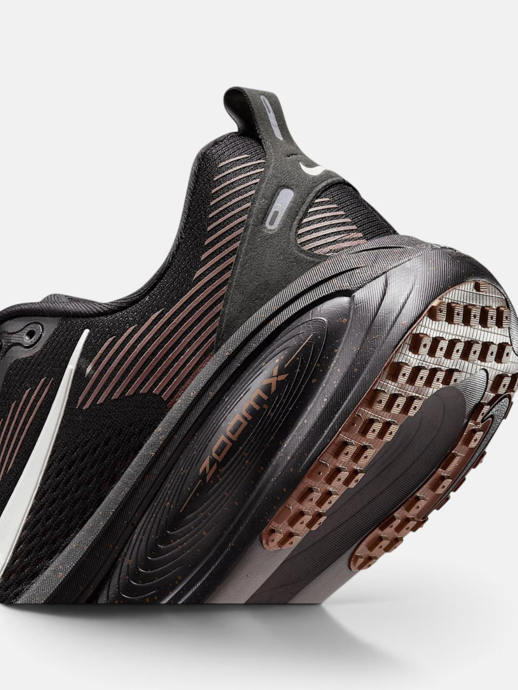 Чоловічі кросівки Nike Vomero 18 Brown / Black IH4454-001