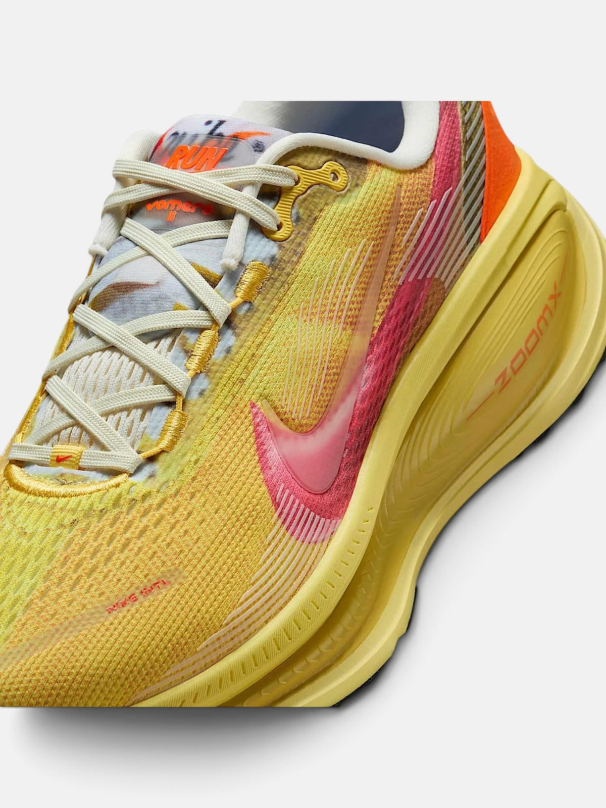 Чоловічі кросівки Nike Vomero 18 Yellow / Orange IH3576-999