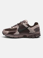 Унісекс кросівки Nike Zoom Vomero 5 W Brown FV1166-200